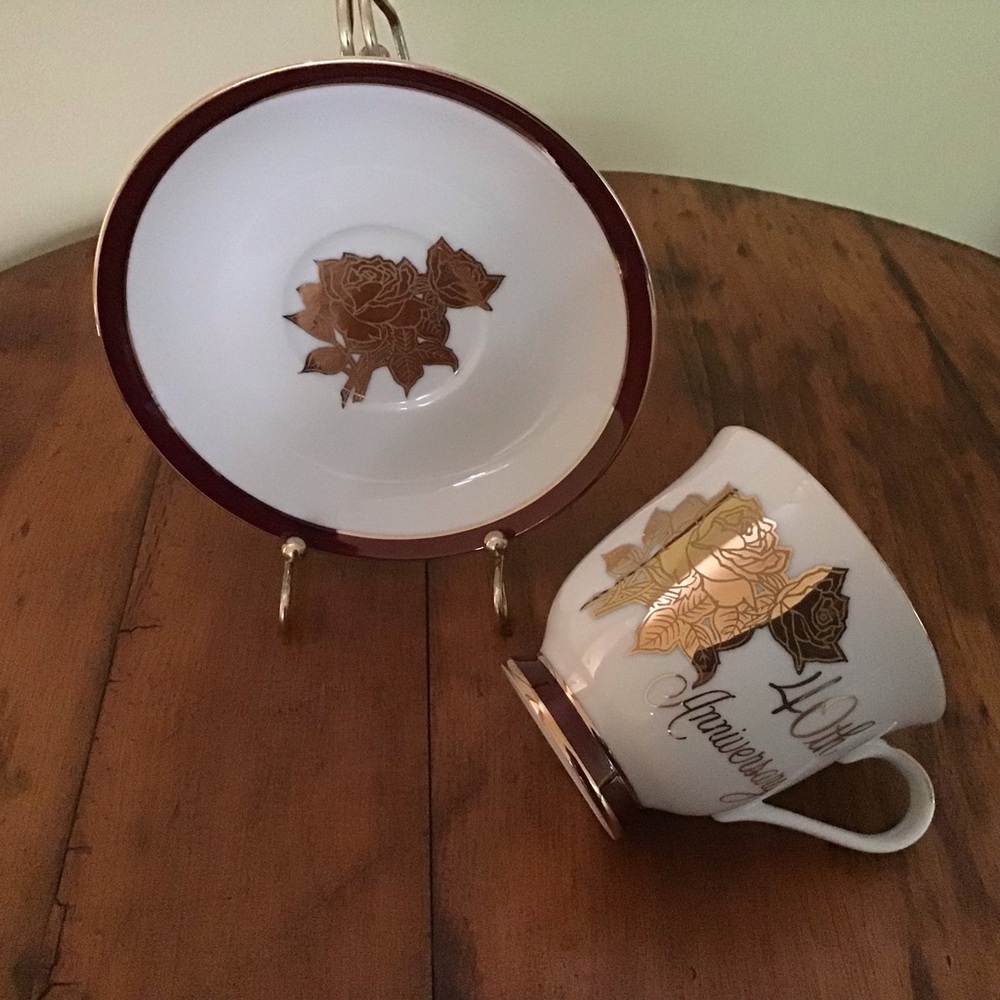 40th AnniversaryTea Cup and Saucer Set - Picture 2 of 4